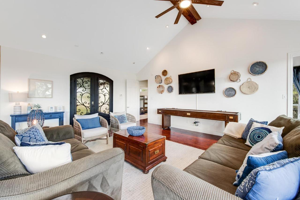 Cliff Side Oasis Villa Spicewood ภายนอก รูปภาพ